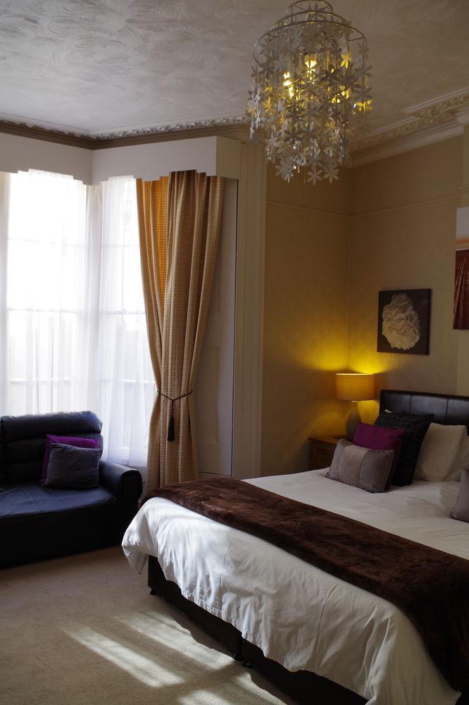 Sarnia Guest House (Adults Only) ويستون سوبر مير المظهر الخارجي الصورة