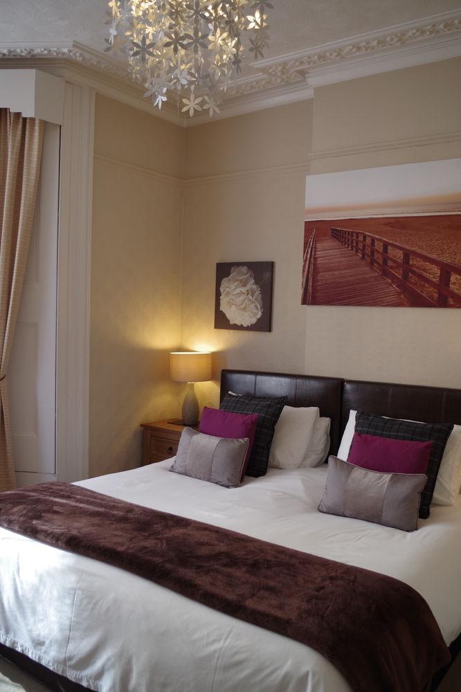 Sarnia Guest House (Adults Only) ويستون سوبر مير المظهر الخارجي الصورة