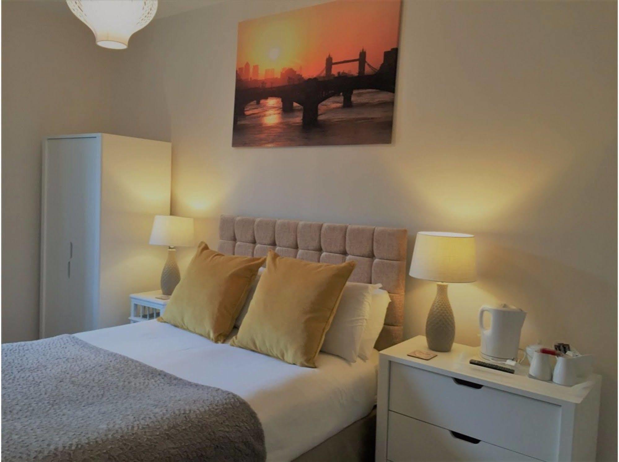 Sarnia Guest House (Adults Only) ويستون سوبر مير المظهر الخارجي الصورة